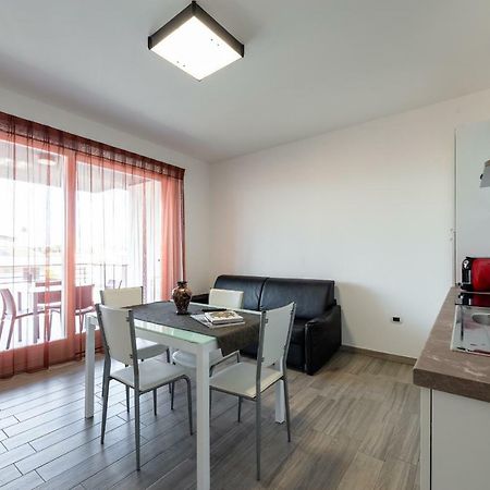 Boca Marina Aparthotel Alba Adriatica Exterior photo