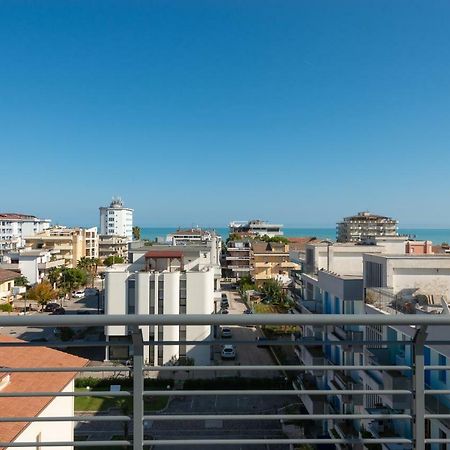 Boca Marina Aparthotel Alba Adriatica Exterior photo