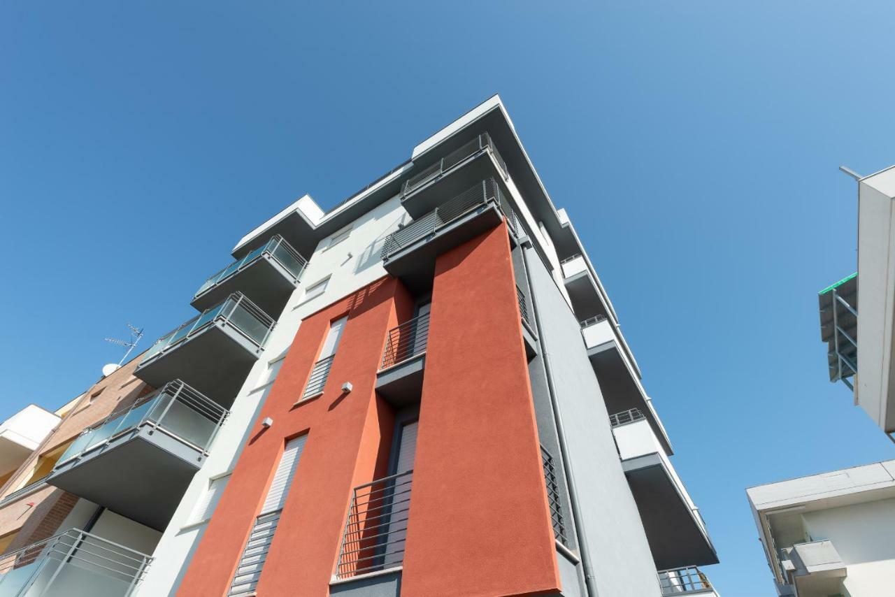 Boca Marina Aparthotel Alba Adriatica Exterior photo