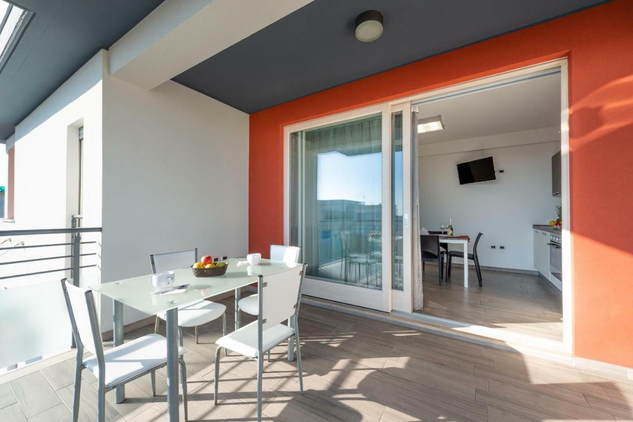 Boca Marina Aparthotel Alba Adriatica Exterior photo